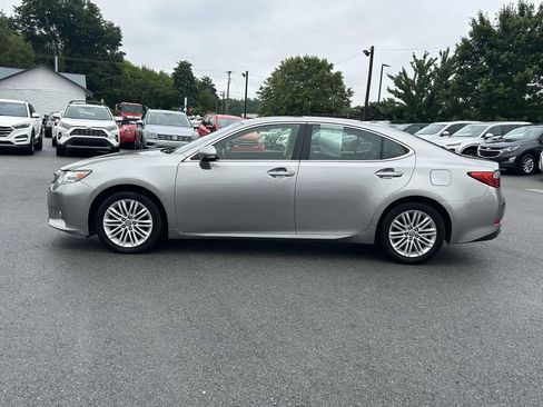 Used 2015 Lexus ES 350 w/ Luxury Package FWD image 8