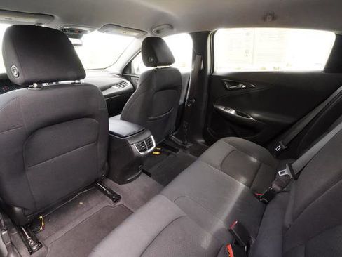 Used 2023 Chevrolet Malibu LT image 28
