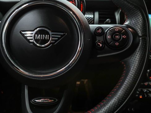 Used 2019 MINI Cooper S FWD image 19