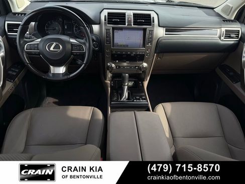Used 2021 Lexus GX 460 Premium w/ Premium Package AWD/4WD image 30