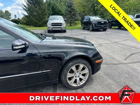 Used 2009 Mercedes-Benz E 350 4MATIC Sedan image 5