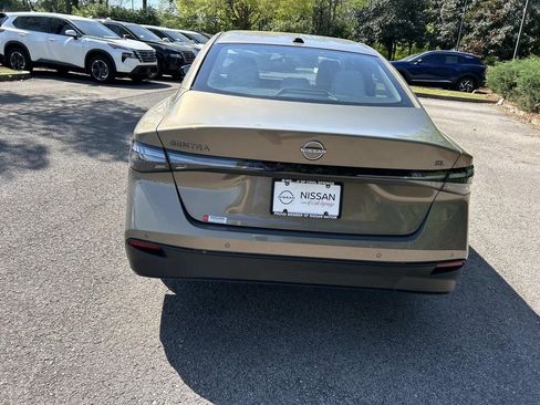 New 2026 Nissan Sentra SL w/ Floor Mat Package FWD image 6