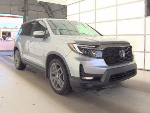Used 2022 Honda Passport EX-L image 2