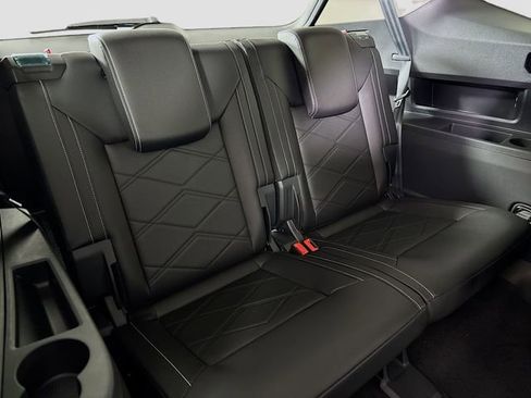 New 2026 Volkswagen Atlas SE image 26