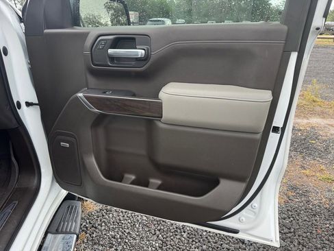 Used 2021 GMC Sierra 1500 SLT AWD/4WD image 22