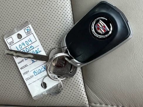 Used 2015 Cadillac XTS Luxury image 21