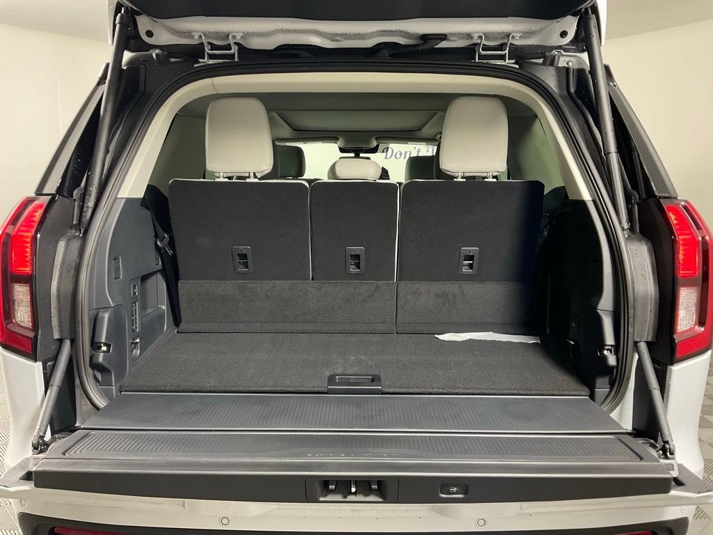 New 2026 Ford Expedition Active RWD image 11