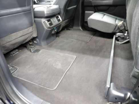 Used 2025 Ford F150 Lariat AWD/4WD image 53