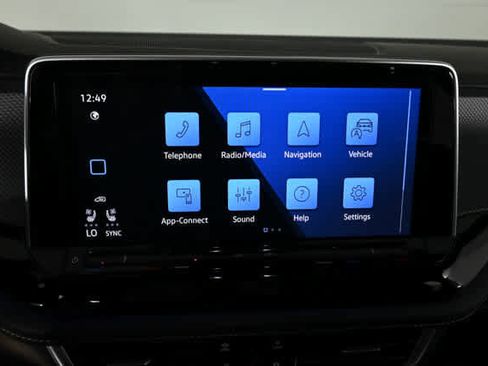 Used 2024 Volkswagen Atlas Cross Sport SEL Premium R-Line AWD/4WD image 27