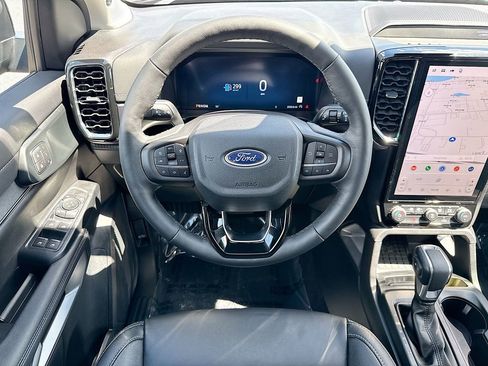 Used 2025 Ford Ranger Lariat w/ Advanced Towing Package AWD/4WD image 19
