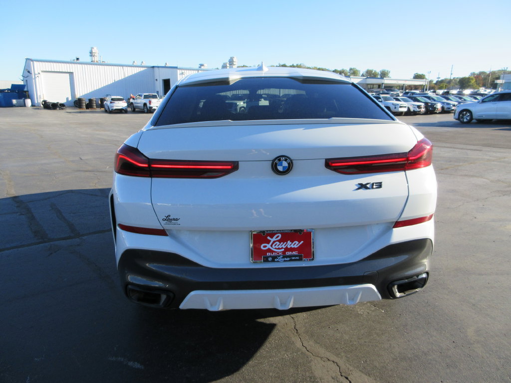 Used 2023 BMW X6 xDrive40i w/ M Sport Package AWD/4WD image 6