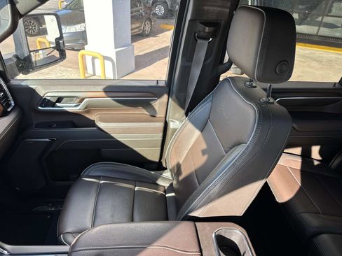 Used 2024 GMC Sierra 2500 Denali w/ Denali Reserve Package image 31