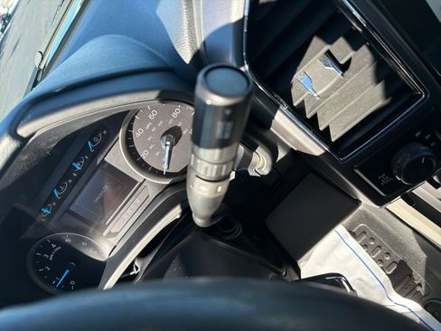 Used 2022 Ford F350 XLT w/ XLT Premium Package image 23