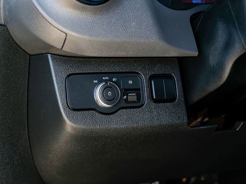 Used 2019 Mercedes-Benz Sprinter 144 Cargo w/ Driver Convenience Package image 22