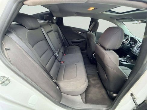 Used 2016 Chevrolet Malibu LT FWD image 23