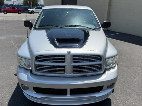 Used 2004 Dodge Ram 1500 Truck 2WD Regular Cab image 2