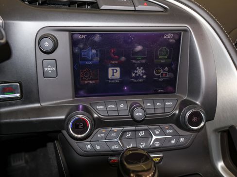 Used 2016 Chevrolet Corvette Z06 w/ 3LZ Preferred Equipment Group image 21