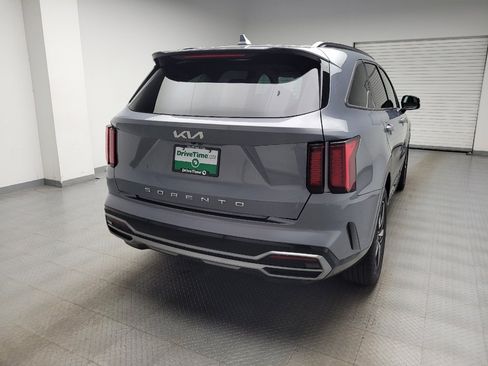 Used 2022 Kia Sorento S FWD image 7