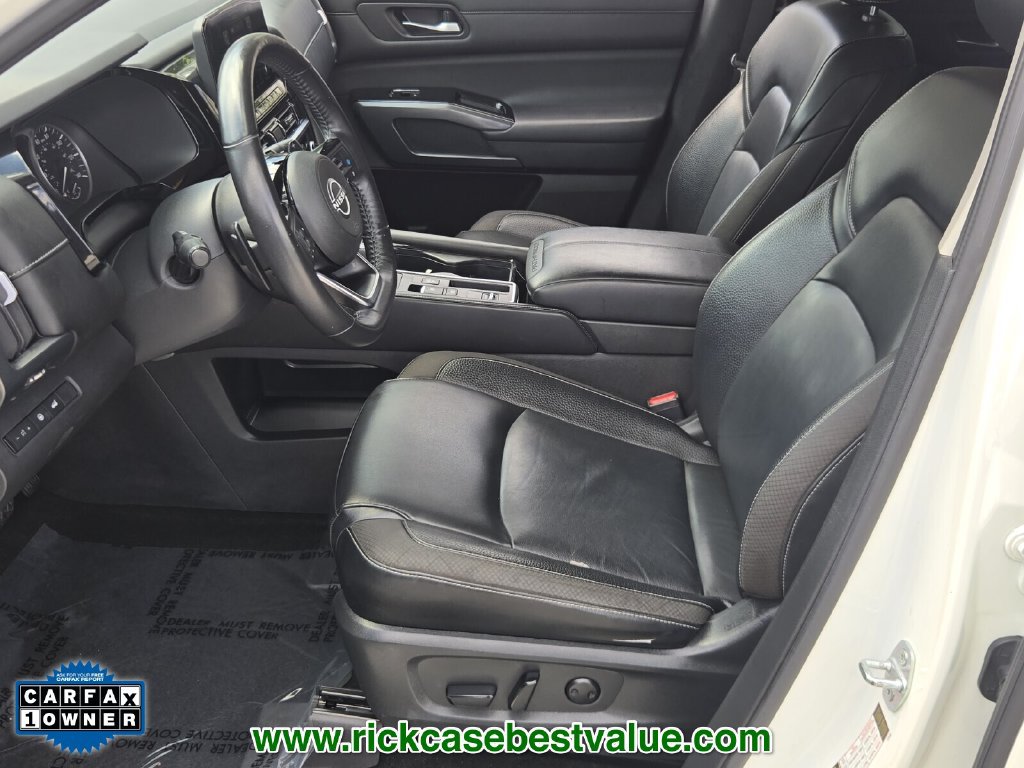 Used 2022 Nissan Pathfinder SL FWD image 10
