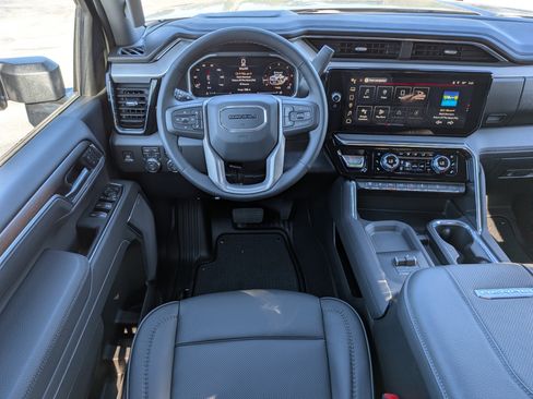 New 2026 GMC Sierra 2500 Denali image 15