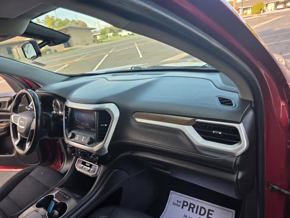 Used 2020 GMC Acadia SLE FWD image 21