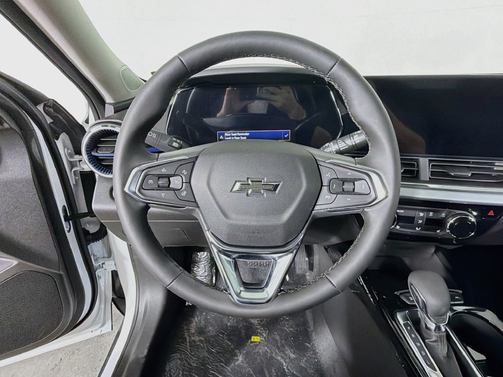 New 2026 Chevrolet Trax LT w/ Driver Confidence Package FWD image 13