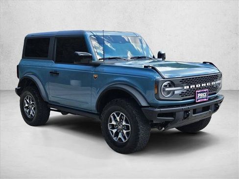 Used 2023 Ford Bronco Badlands AWD/4WD image 3
