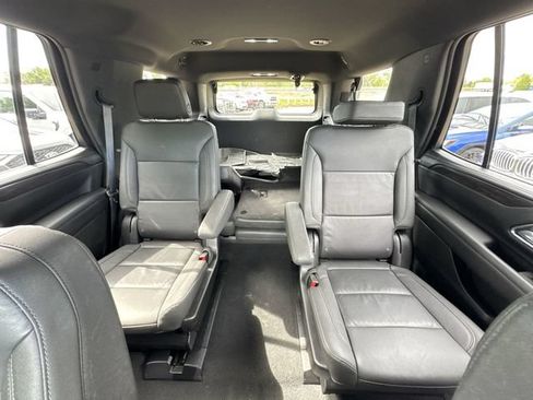 Used 2024 Chevrolet Tahoe Z71 w/ Z71 Off-Road Package AWD/4WD image 25
