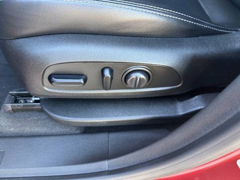 Used 2022 GMC Terrain SLT w/ Infotainment Package II image 21