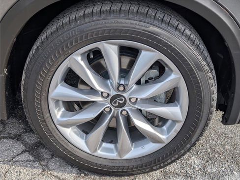 Used 2021 INFINITI QX50 Luxe image 10