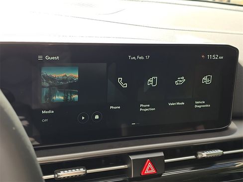 New 2026 Kia Sportage EX image 25