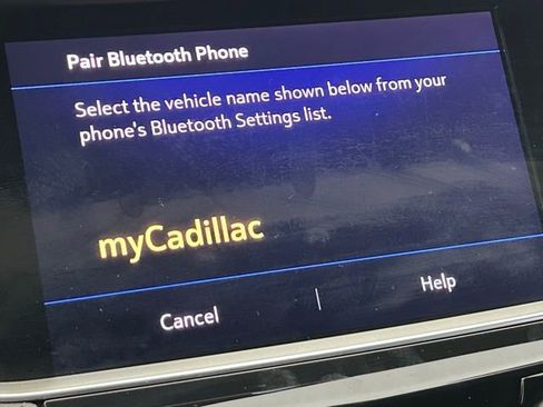 Used 2023 Cadillac XT5 Premium Luxury w/ LPO, Floor Liner Package image 4