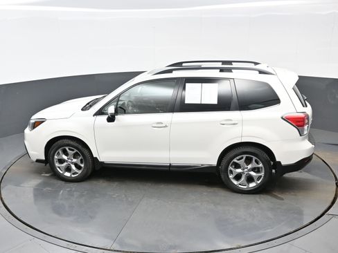 Used 2018 Subaru Forester 2.5i Touring w/ Popular Package #3B image 38