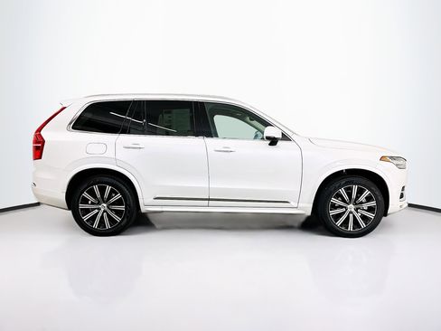 Used 2025 Volvo XC90 B5 Core image 10