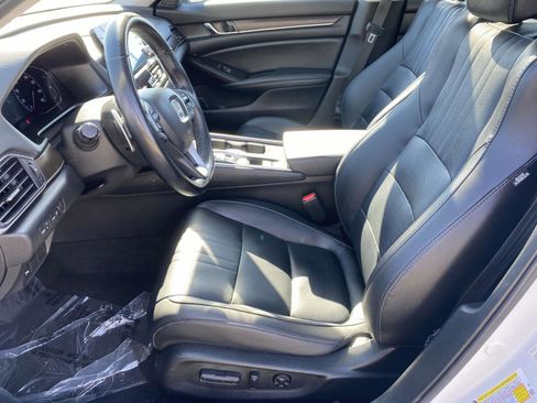 Used 2021 Honda Accord Touring image 14