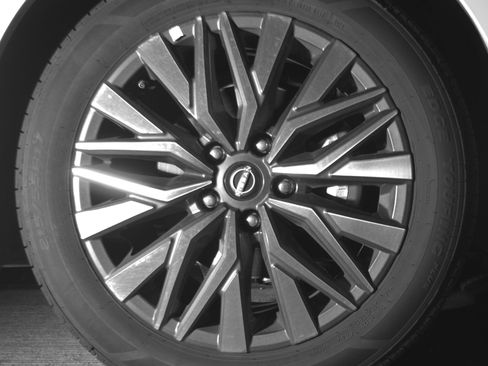 Used 2025 Nissan Altima 2.5 SV image 13