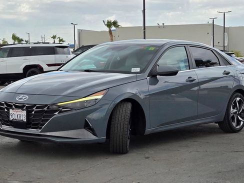 Used 2023 Hyundai Elantra Limited FWD image 8