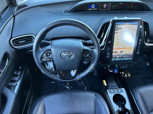 Used 2022 Toyota Prius Prime XLE image 13