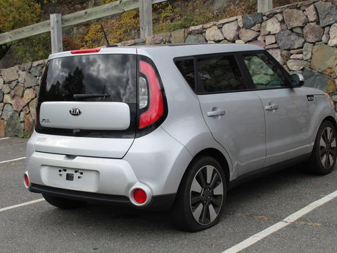 Used 2015 Kia Soul ! w/ Sun & Sound Package image 9