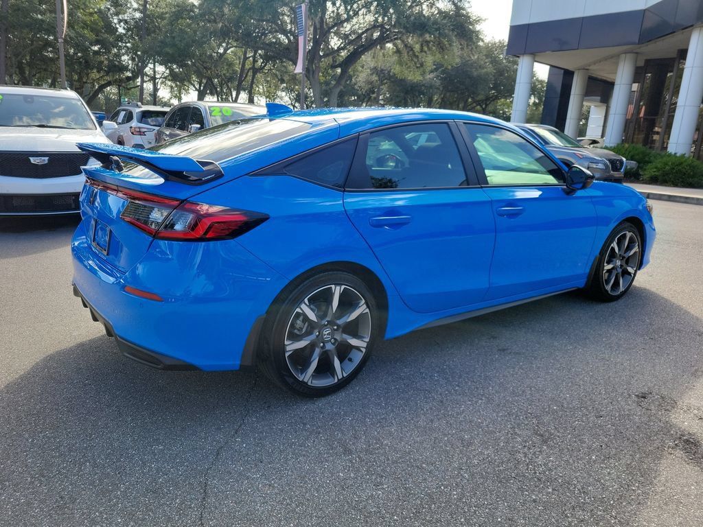 Used 2025 Honda Civic Sport Touring image 4