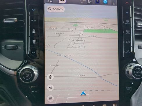 New 2026 RAM 1500 4x4 Crew Cab image 17