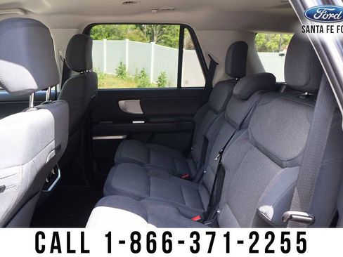Used 2025 Ford Expedition Active image 20