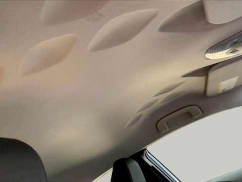 Used 2020 Toyota C-HR LE FWD image 14