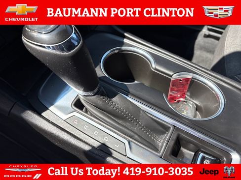 Used 2018 Chevrolet Equinox LT FWD image 27