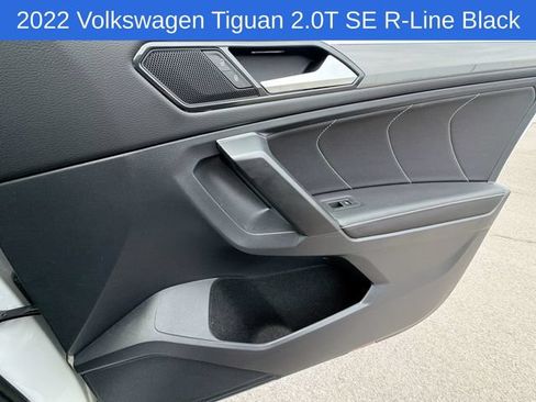 Used 2022 Volkswagen Tiguan SE R-Line AWD/4WD image 15