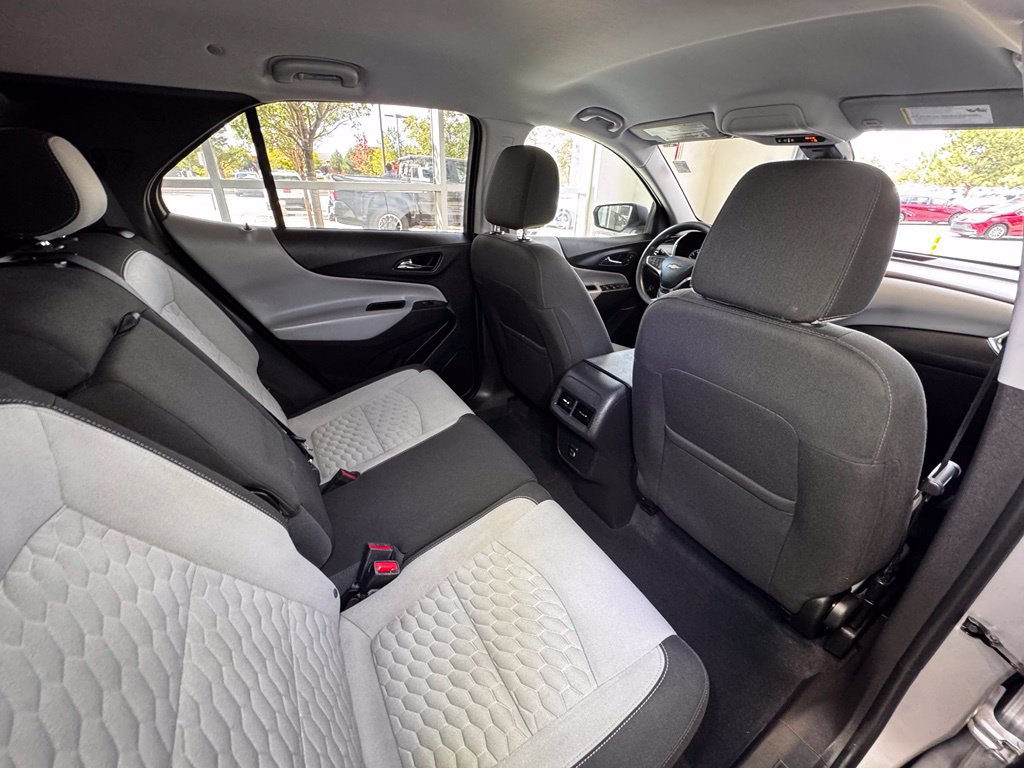 Used 2021 Chevrolet Equinox LS w/ LS Convenience Package AWD/4WD image 45