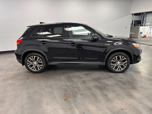 Used 2019 Mitsubishi Outlander Sport ES image 7