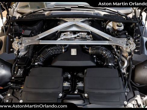Used 2023 Aston Martin V8 Vantage Coupe RWD image 58