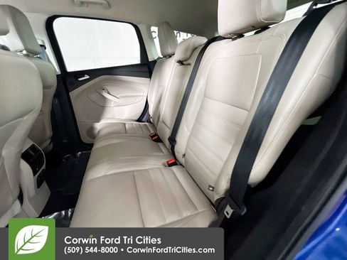 Used 2019 Ford Escape Titanium AWD/4WD image 28