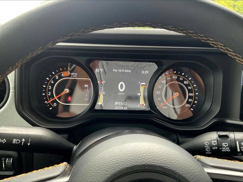 Used 2024 Jeep Wrangler Unlimited Sport AWD/4WD image 15